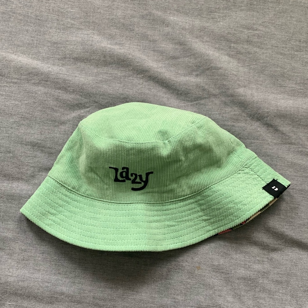 LAZY OAF, Reversible BUCKET HAT, Green CORDUROY, FLORAL lining. NEW CONDITION.